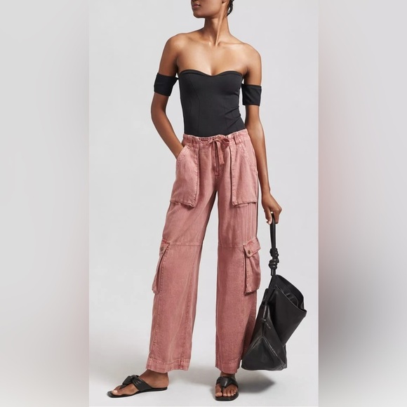 Pilcro Beach Cargo Pants Dried Coral - Picture 2 of 14